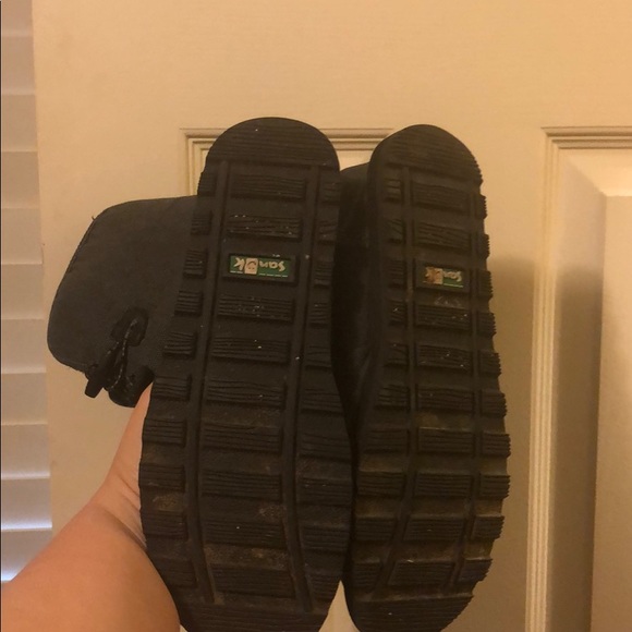 Sanuk boots Sz 8 women’s winter button - Picture 7 of 8